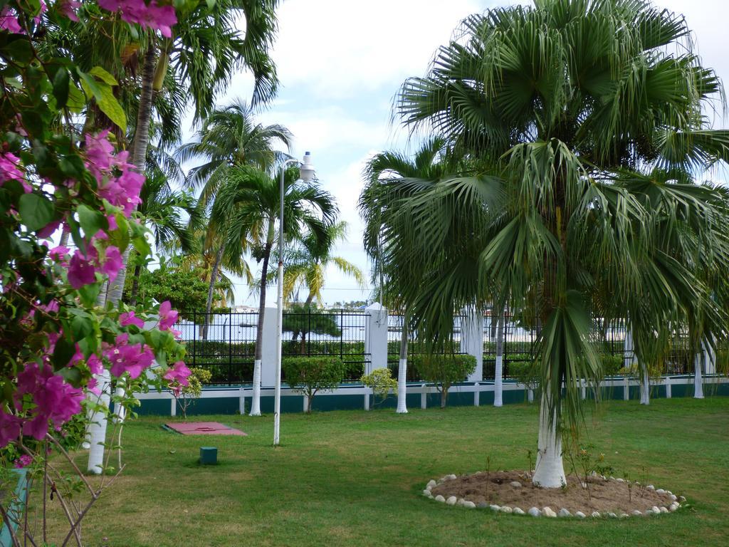 Beach Studio 4 Ocho Rios Ruang foto