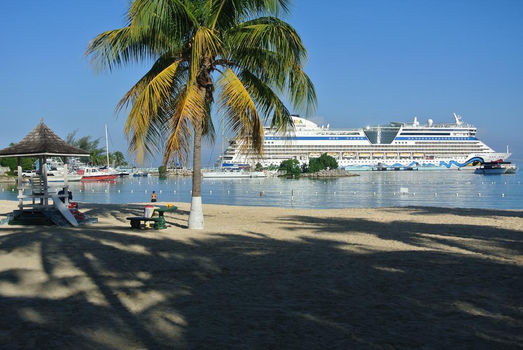 Beach Studio 4 Ocho Rios Ruang foto