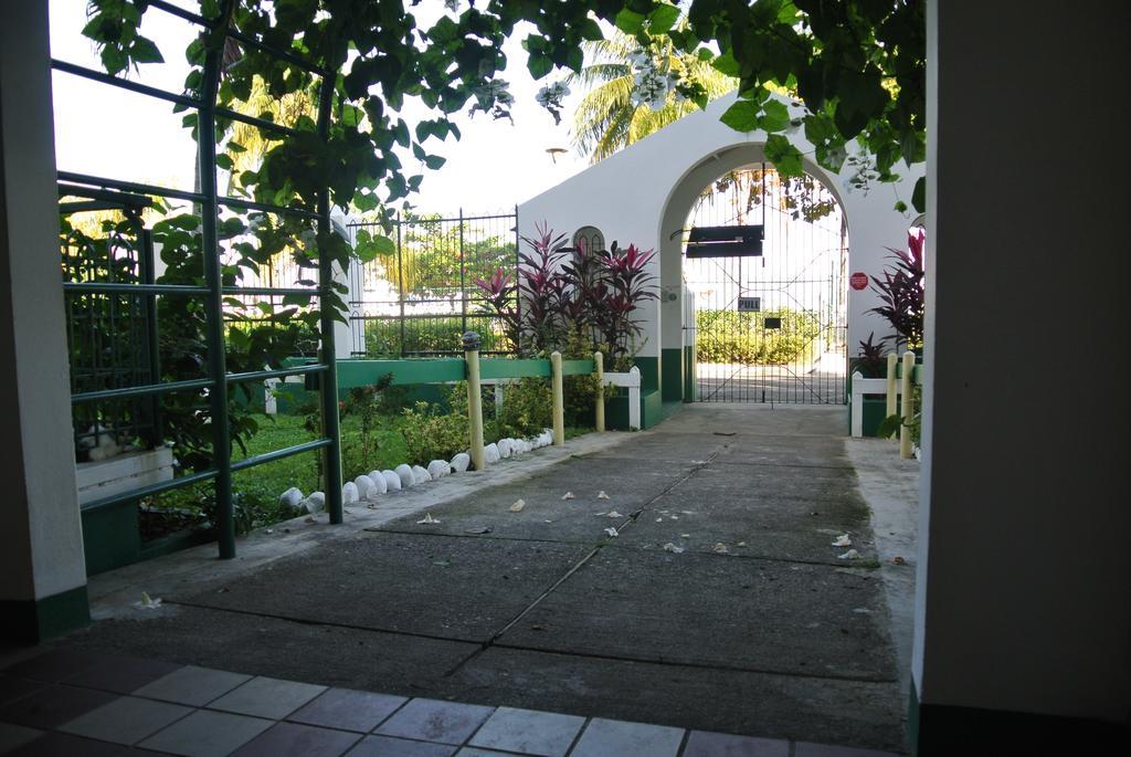 Beach Studio 4 Ocho Rios Ruang foto