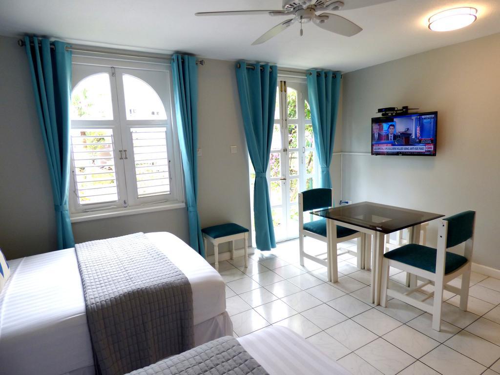 Beach Studio 4 Ocho Rios Bagian luar foto